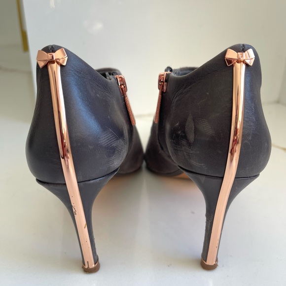 Ted Baker Leiyla suede ankle booties - Picture 4 of 7